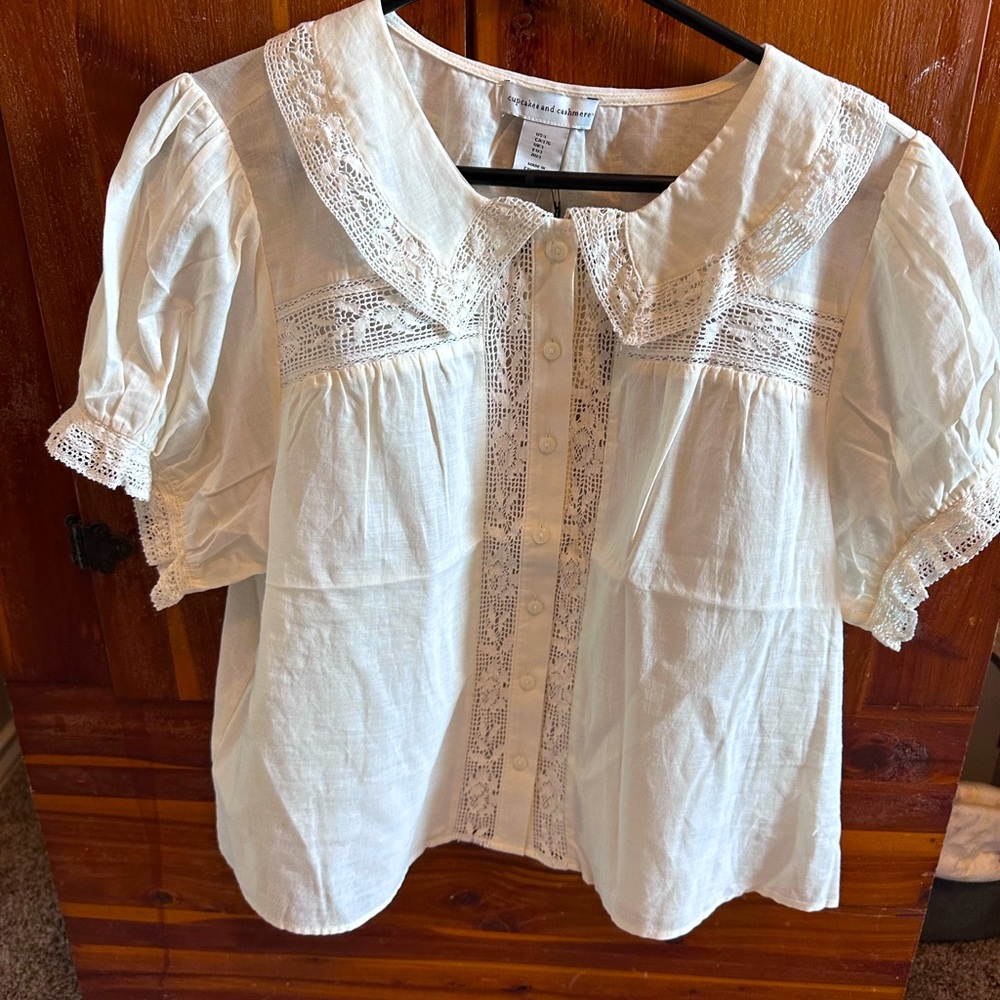 Delicate Peter Pan Collar Lace Top *DOEN dupe*